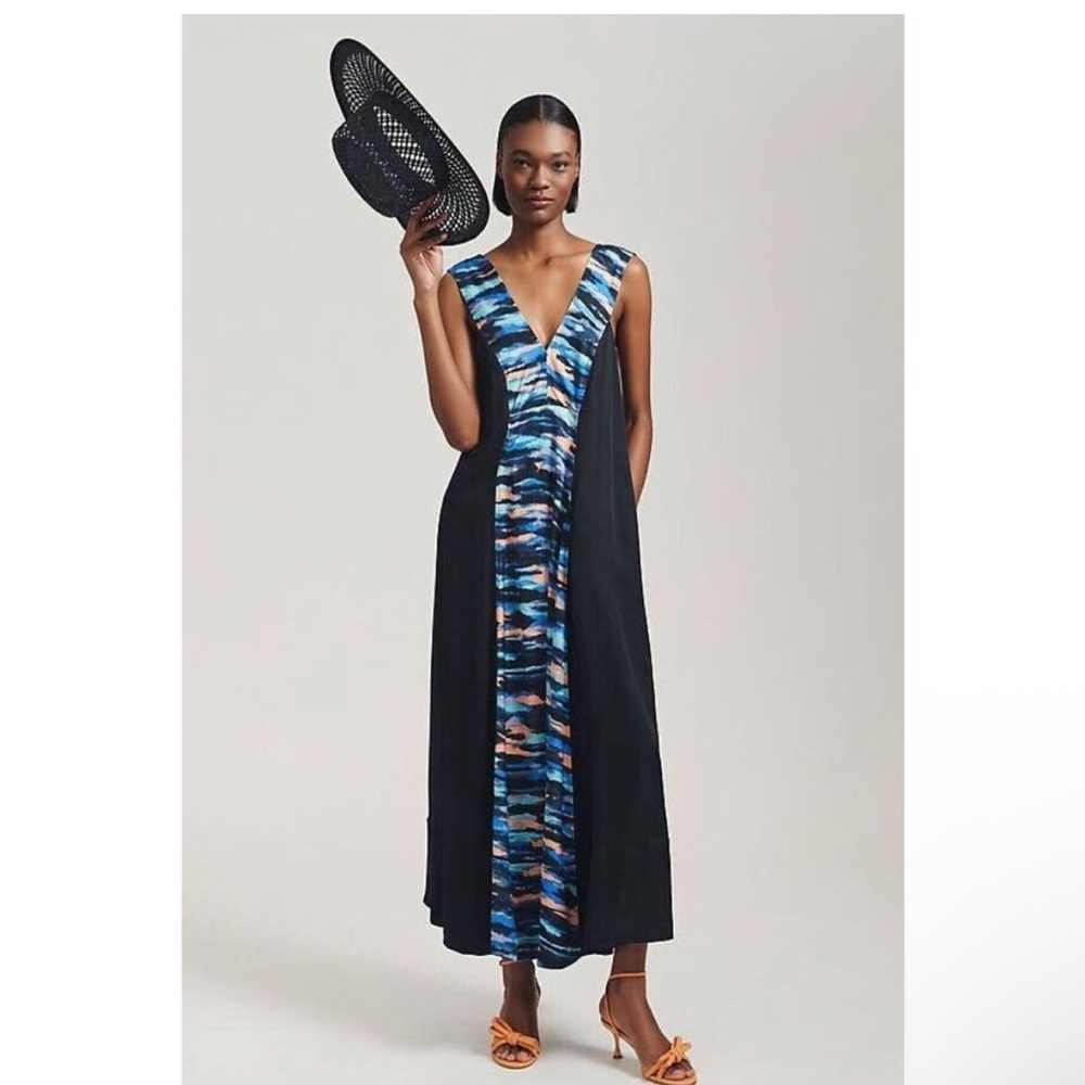 Anthropologie Maeve V-Neck Maxi Dress Size 4. $180